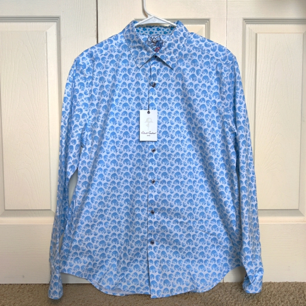 NEW Robert Graham Skull Shirt